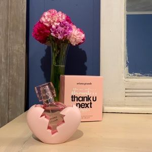 Ariana Grande Perfume